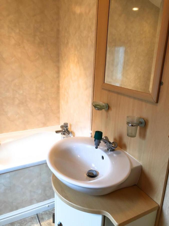 Gold Caravan Harrietsfield Buitenkant foto