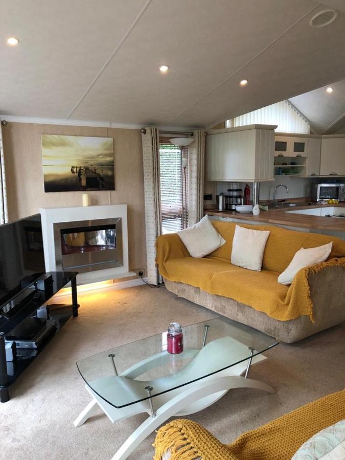 Gold Caravan Harrietsfield Buitenkant foto